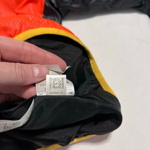 Adidas Red Black and Gold Logo Windbreaker Pullover Jacket men's size medium - Picture 4 of 11